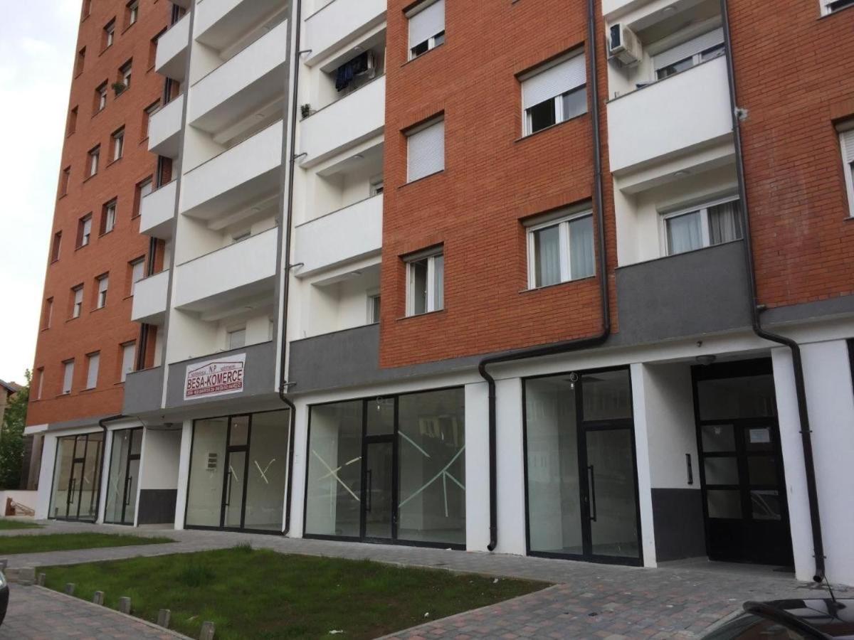 Apartment Guri Priștina Exterior foto